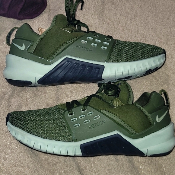 Nike Free X Metcon 2 Men US 8 Legion Green Running Shoes AQ8306-303. EUC CLEANED - Picture 6 of 9